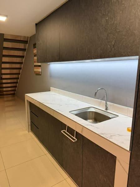 Kediaman Servis untuk Disewa di Pinnacle Petaling Jaya - Christine Tan - Kitchen - PropertyGuru.com.my