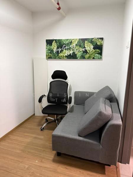 Service Residence for Sale at Pinnacle Petaling Jaya - Christine Tan - Study - PropertyGuru.com.my