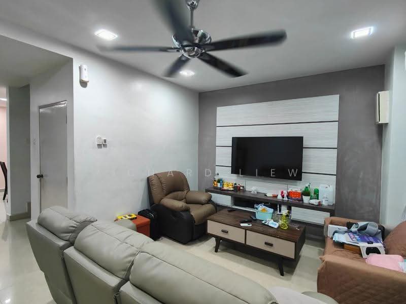 2-storey Terraced House for Sale in Taman Sea (Petaling Jaya) - Richard Liew - Living Room - PropertyGuru.com.my