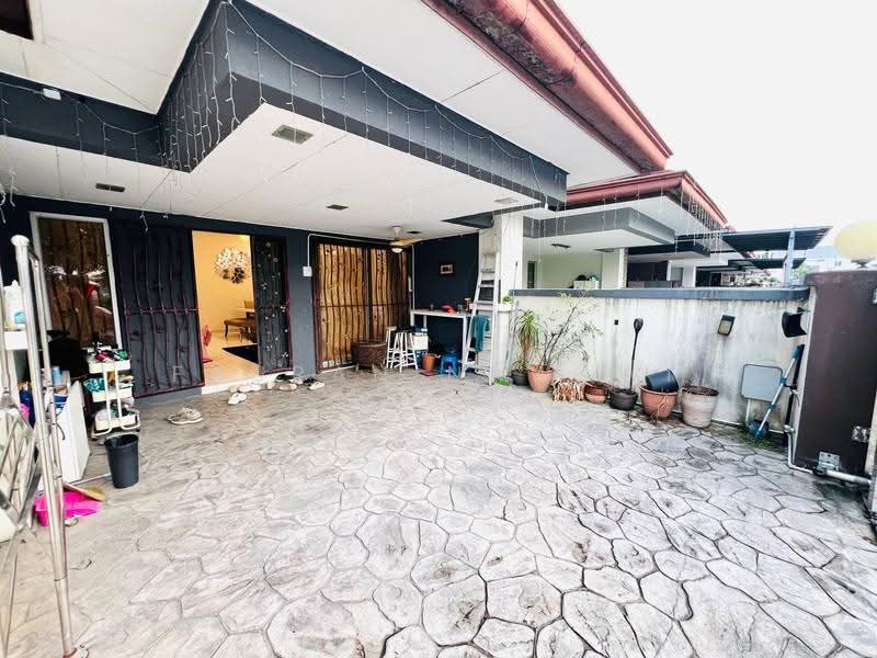 2-storey Terraced House for Sale in Seksyen 33 (Shah Alam) - Fauran Nawawi - PropertyGuru.com.my
