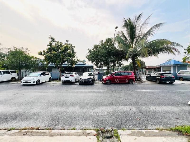 2-storey Terraced House for Sale in Seksyen 33 (Shah Alam) - Fauran Nawawi - PropertyGuru.com.my