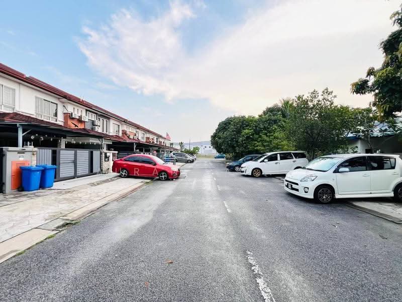 2-storey Terraced House for Sale in Seksyen 33 (Shah Alam) - Fauran Nawawi - PropertyGuru.com.my