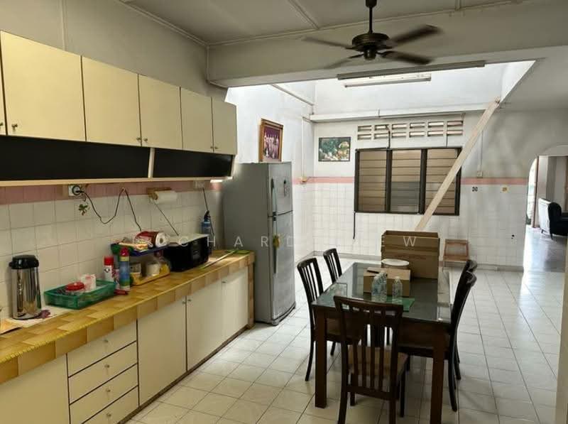 Rumah Teres 1-Tingkat untuk Dijual di Sea Park (Petaling Jaya) - Richard Liew - Kitchen - PropertyGuru.com.my