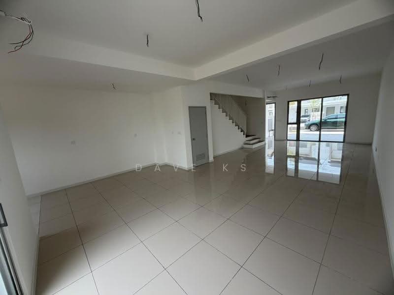 Rumah Teres 2-Tingkat untuk Dijual di Bandar Gamuda Cove (Dengkil) - Dave KS - Living Room - PropertyGuru.com.my