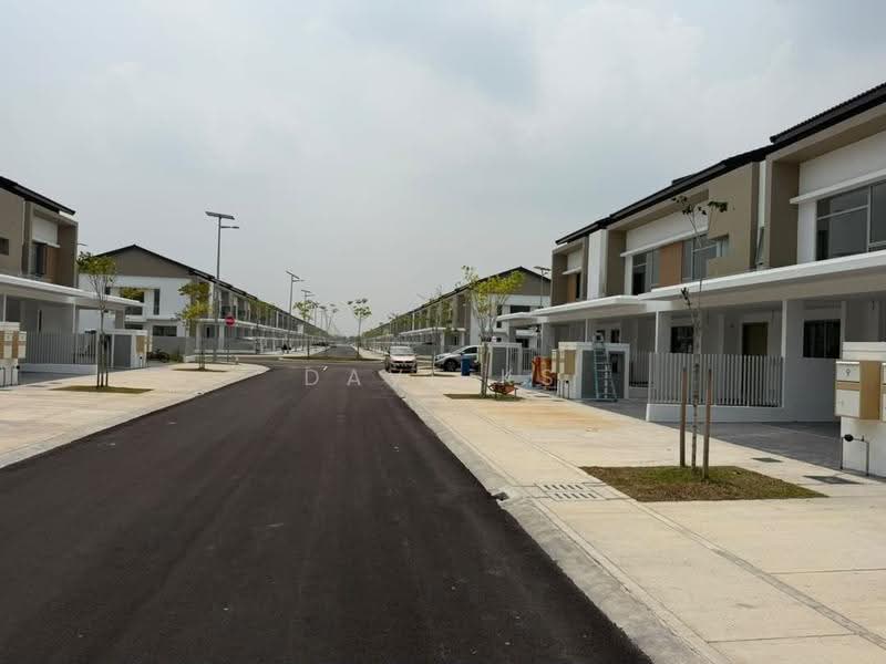 Rumah Teres 2-Tingkat untuk Dijual di Bandar Gamuda Cove (Dengkil) - Dave KS - Exterior - PropertyGuru.com.my