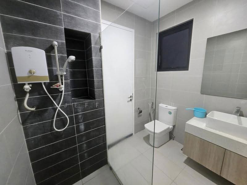 Service Residence for Rent at Le Pavillion - Jeffrey Yap - Bathroom - PropertyGuru.com.my