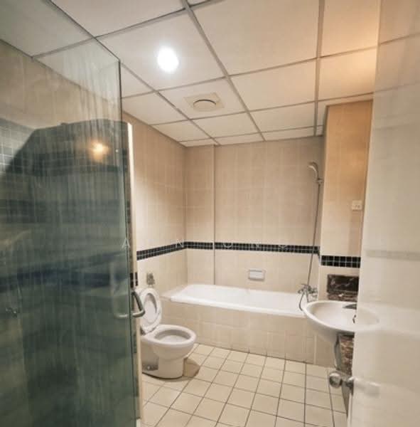 Kediaman Servis untuk Dijual di Seri Bukit Ceylon - Ann Ong - Bathroom - PropertyGuru.com.my