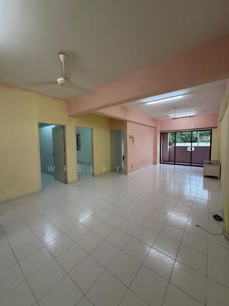 Condominium for Sale at Siantan Puri (8th Avenue) - Wesley Tan - Living Room - PropertyGuru.com.my