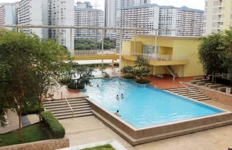 Condominium for Sale at Platinum Lake PV 13 - Lisa Azila - Pool - PropertyGuru.com.my