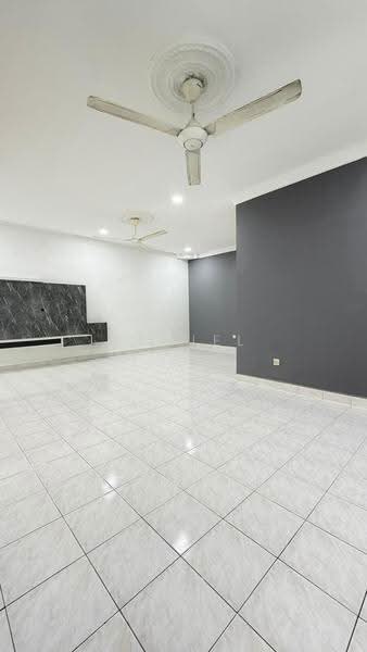 2-storey Terraced House for Sale in Taman Mutiara Rini (Skudai) - Daniel Yong - Living Room - PropertyGuru.com.my
