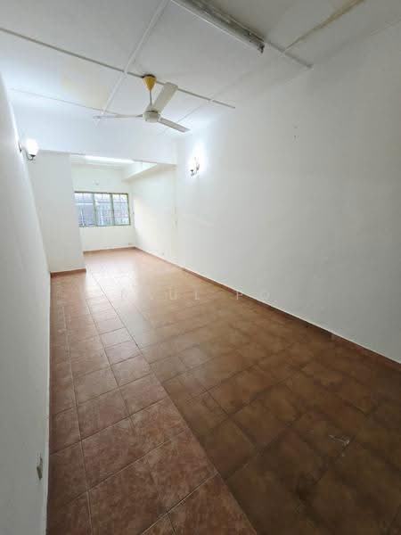 Rumah Teres 2-Tingkat untuk Disewa di Taman Midah (Cheras) - Paul Po - Living Room - PropertyGuru.com.my