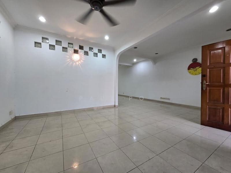 Rumah Teres 2-Tingkat untuk Disewa di Taman Midah (Cheras) - Paul Po - Living Room - PropertyGuru.com.my