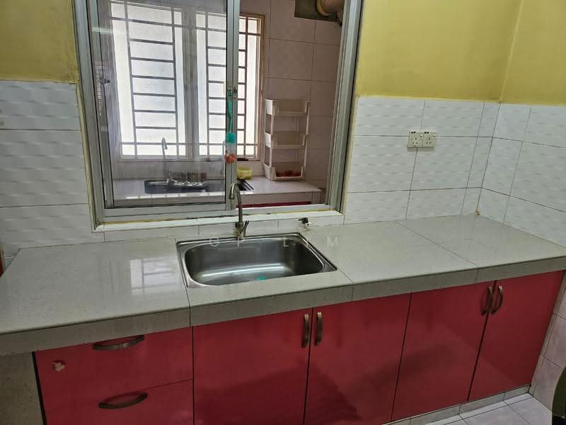 2-storey Terraced House for Sale in Bandar Bukit Tinggi 2 (Klang) - GP Lim - Kitchen - PropertyGuru.com.my