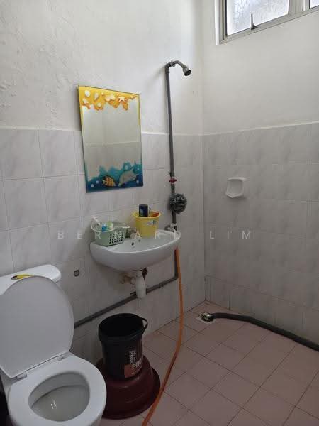 Condominium for Sale at Summer Park Townhouse @ Seri Alam - Bernard Lim - Bathroom - PropertyGuru.com.my