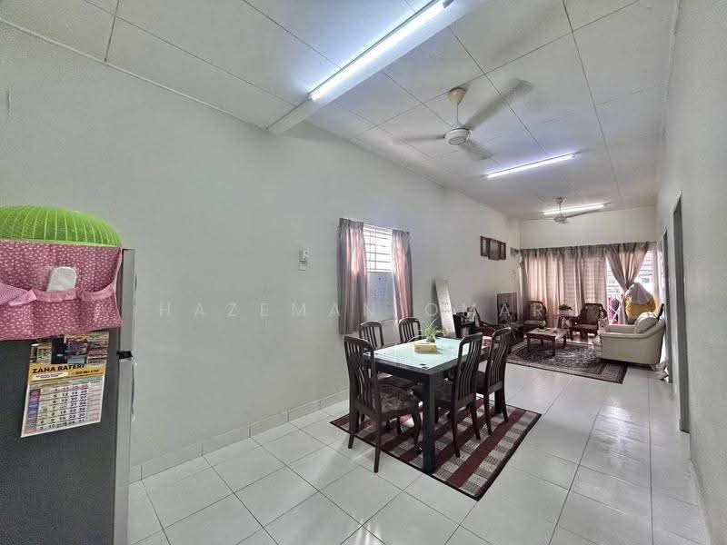Rumah Teres 1-Tingkat untuk Dijual di Bandar Putera 2 (Klang) - Hazeman Omar - Dining Room - PropertyGuru.com.my