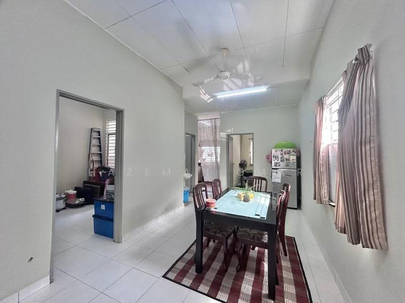 Rumah Teres 1-Tingkat untuk Dijual di Bandar Putera 2 (Klang) - Hazeman Omar - Dining Room - PropertyGuru.com.my