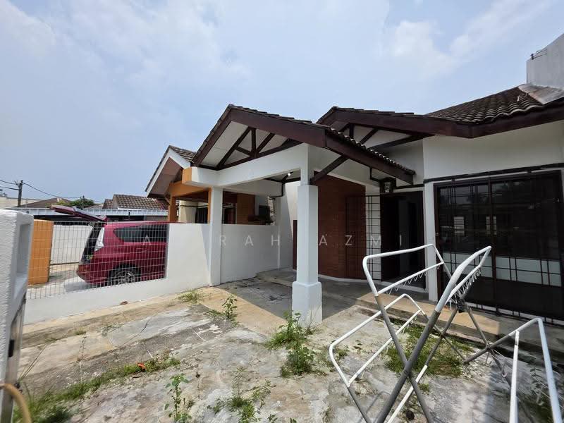 1-storey Terraced House for Sale in Rawang (Selangor) - Amirah Azmi - PropertyGuru.com.my