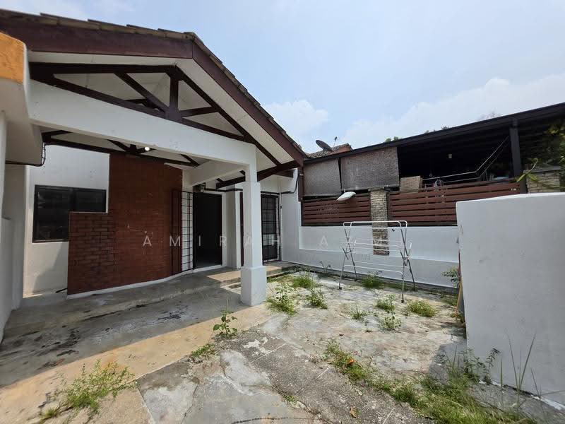1-storey Terraced House for Sale in Rawang (Selangor) - Amirah Azmi - PropertyGuru.com.my