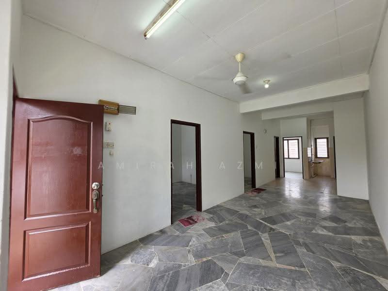 1-storey Terraced House for Sale in Rawang (Selangor) - Amirah Azmi - PropertyGuru.com.my