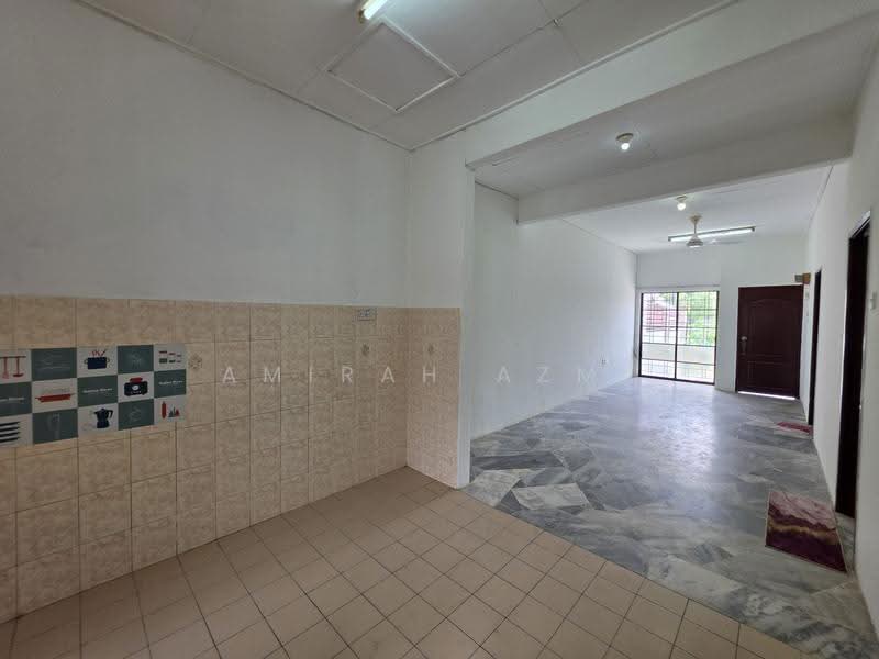 1-storey Terraced House for Sale in Rawang (Selangor) - Amirah Azmi - PropertyGuru.com.my