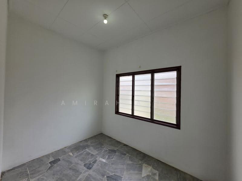 1-storey Terraced House for Sale in Rawang (Selangor) - Amirah Azmi - PropertyGuru.com.my