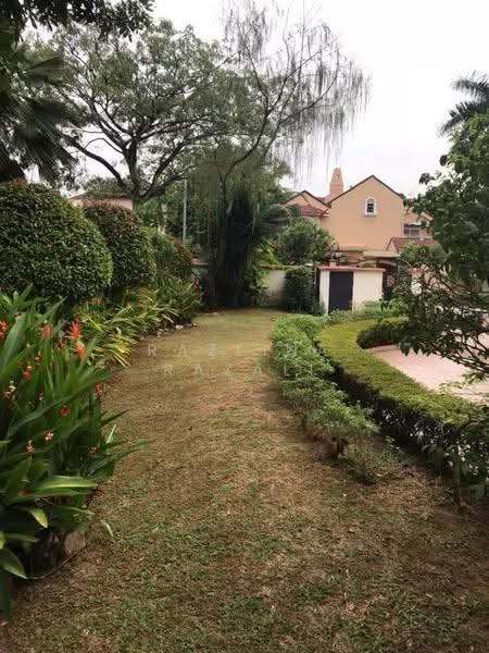 Bungalow House for Sale in Usj 17 (Subang Jaya) - Razlina Razali - PropertyGuru.com.my
