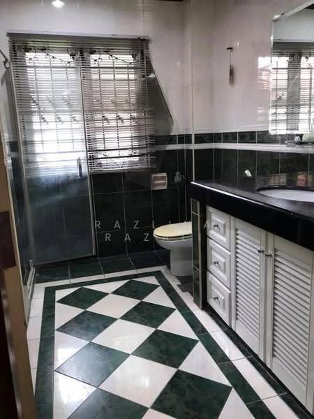 Bungalow House for Sale in Usj 17 (Subang Jaya) - Razlina Razali - PropertyGuru.com.my