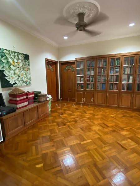 Bungalow House for Sale in Usj 17 (Subang Jaya) - Razlina Razali - PropertyGuru.com.my