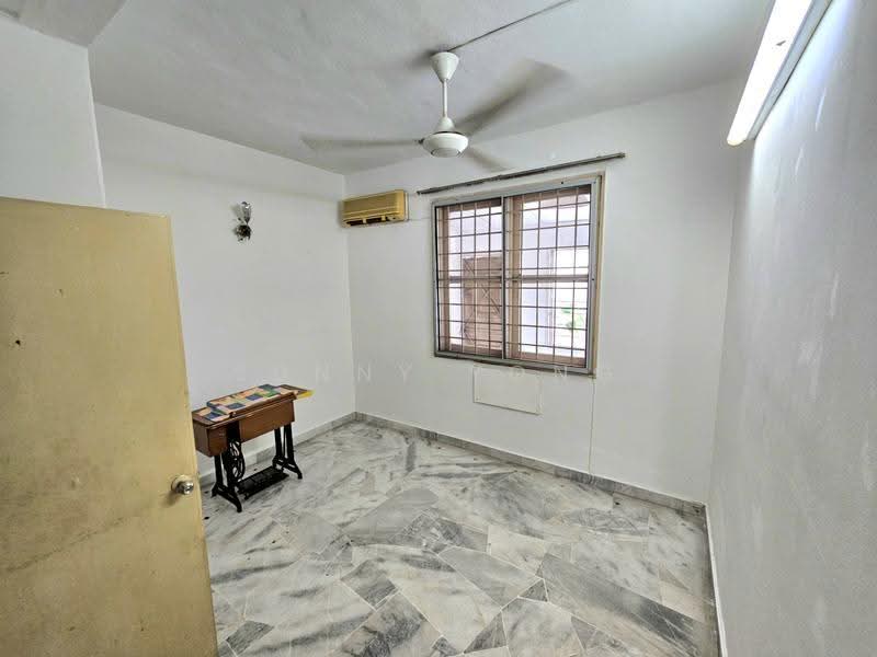 1.5-storey Terraced House for Sale in Bandar Kinrara (Selangor) - SUNNY YONG - PropertyGuru.com.my