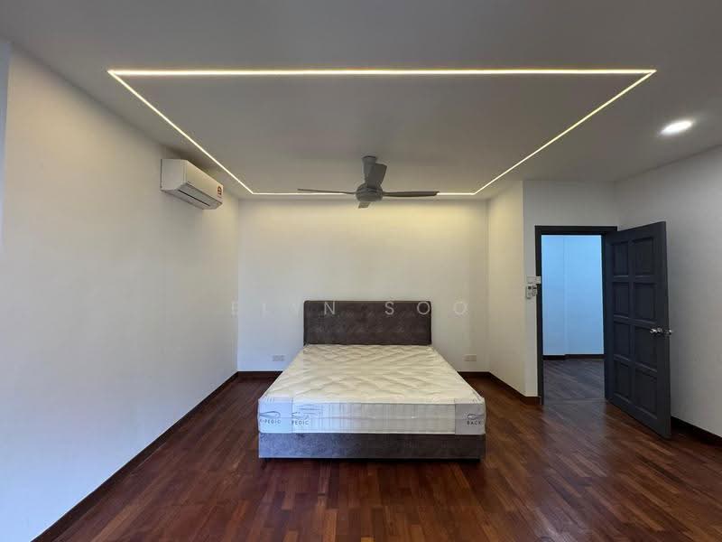 Rumah Banglo untuk Disewa di Bukit Rimau (Shah Alam) - Elyn Soo - Bedroom - PropertyGuru.com.my