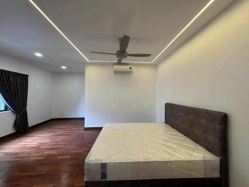 Rumah Banglo untuk Disewa di Bukit Rimau (Shah Alam) - Elyn Soo - Bedroom - PropertyGuru.com.my