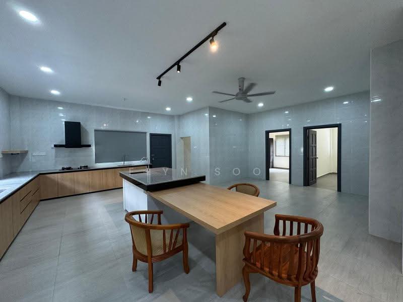 Rumah Banglo untuk Disewa di Bukit Rimau (Shah Alam) - Elyn Soo - Kitchen - PropertyGuru.com.my