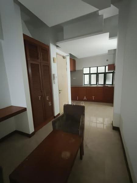 Condominium for Sale at 10 Semantan Suites - Tee Kiat Siong - Kitchen - PropertyGuru.com.my
