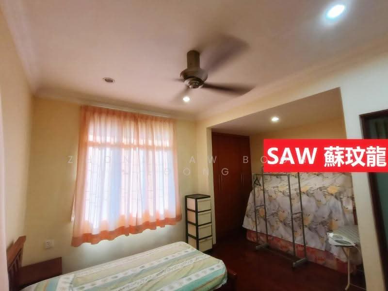 Rumah Berkembar untuk Dijual di Desa Ria (Sungai Ara) - Zhonl Saw Boon Loong - Bedroom - PropertyGuru.com.my