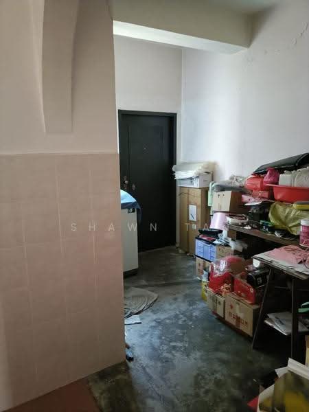 2-storey Terraced House for Sale in Taman Puncak Jalil (Seri Kembangan) - Shawn Tan - Corridor - PropertyGuru.com.my
