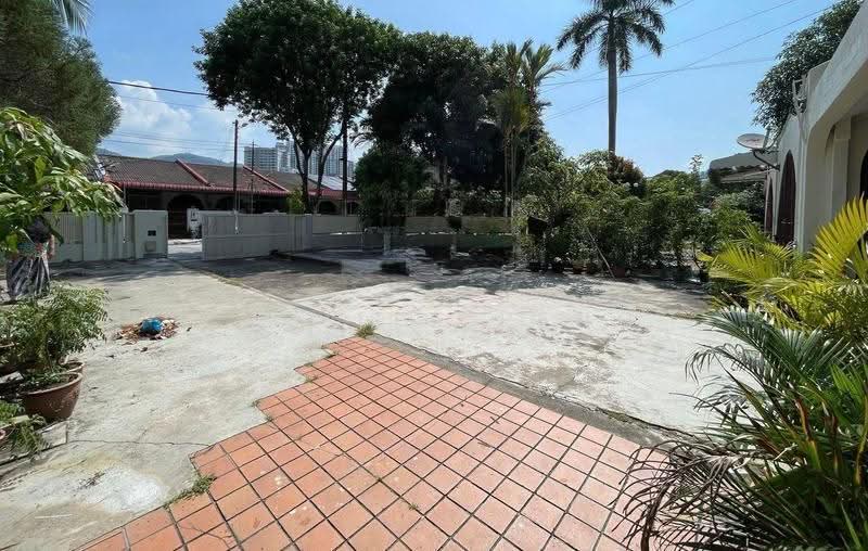 Semi-Detached House for Sale in Sungai Ara (Penang) - Png Lee Peng - Exterior - PropertyGuru.com.my