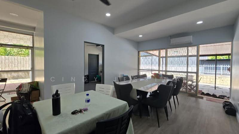 Bungalow House for Sale in Taman Ampang Utama (Ampang) - Cindy Jessica - Dining Room - PropertyGuru.com.my