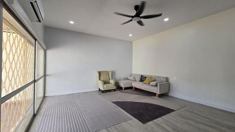 Bungalow House for Sale in Taman Ampang Utama (Ampang) - Cindy Jessica - Living Room - PropertyGuru.com.my