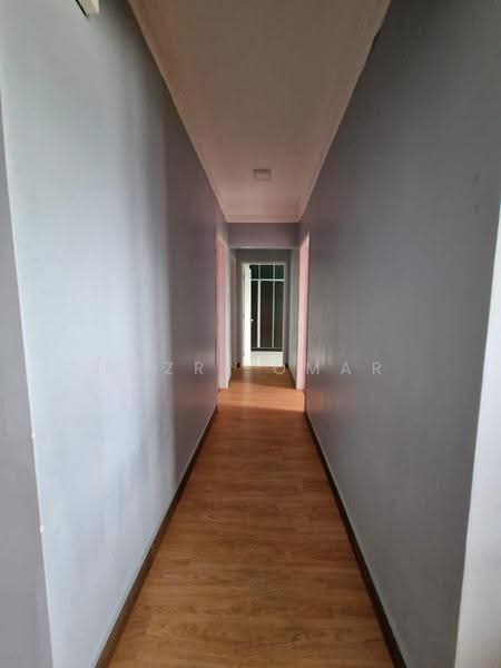 Service Residence for Sale at Residensi Sutera 7 - Fazri Omar - Corridor - PropertyGuru.com.my