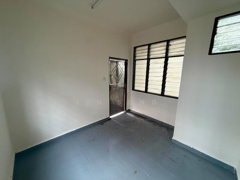 Rumah Teres 2-Tingkat untuk Disewa di Skudai (Johor) - Jun Song - Interior - PropertyGuru.com.my
