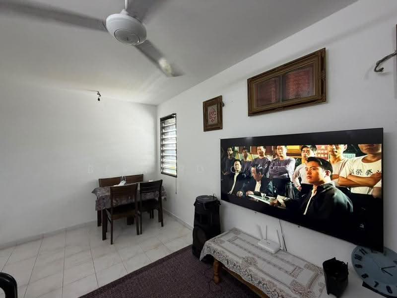 Rumah Flat untuk Dijual di Taman Lip Sin Block 6 - Bernard Chew - Dining Room - PropertyGuru.com.my
