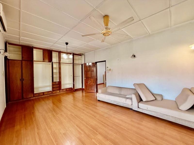 2-storey Terraced House for Sale in Taman Tun Dr Ismail (Kuala Lumpur) - Yin Peng . - Bedroom - PropertyGuru.com.my