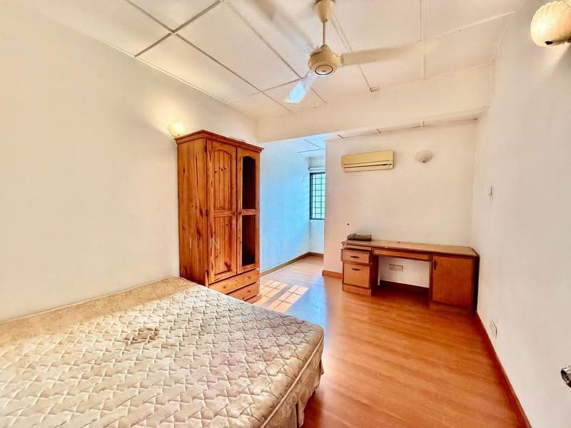 2-storey Terraced House for Sale in Taman Tun Dr Ismail (Kuala Lumpur) - Yin Peng . - Bedroom - PropertyGuru.com.my