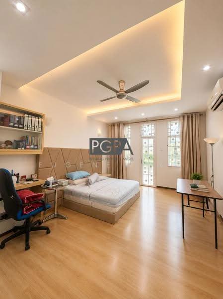 Rumah Teres 3-Tingkat untuk Dijual di Pantai Jerejak (Bayan Lepas) - Eugene Tung - Bedroom - PropertyGuru.com.my
