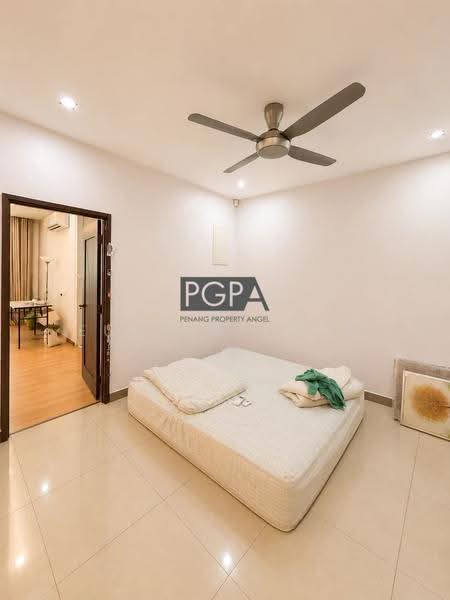 Rumah Teres 3-Tingkat untuk Dijual di Pantai Jerejak (Bayan Lepas) - Eugene Tung - Bedroom - PropertyGuru.com.my