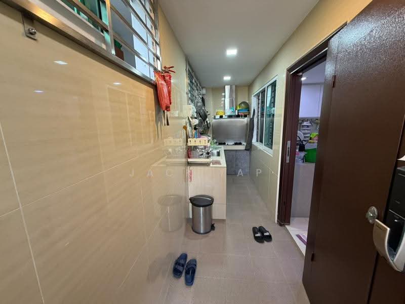 2-storey Terraced House for Sale in Taman Sri Bintang (Kepong) - Jack Yap - Kitchen - PropertyGuru.com.my