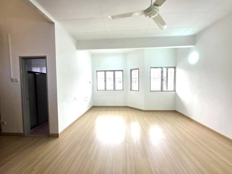 Terraced House for Sale in Petaling Jaya (Selangor) - Zack Leong - Living Room - PropertyGuru.com.my