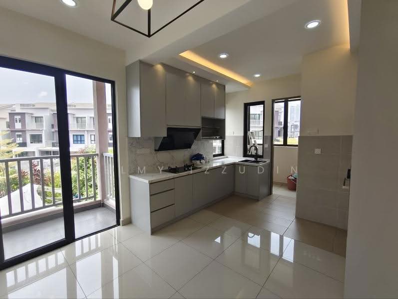 Rumah Bandar untuk Dijual di Bandar Puteri Bangi (Bangi) - HELMY IZZUDIN - Kitchen - PropertyGuru.com.my