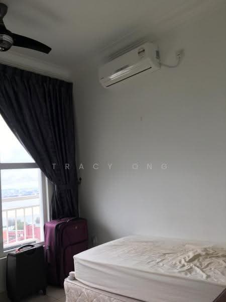 Service Residence for Sale at Pangsapuri Tanah Emas (Golden Sands) - Tracy Ong - Bedroom - PropertyGuru.com.my