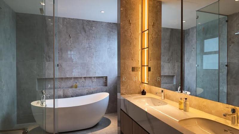 1.5-storey Terraced House for Sale in George Town (Penang) - Jane Khor - Bathroom - PropertyGuru.com.my